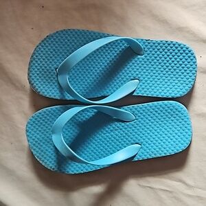 Kids flip flop sandals size 13